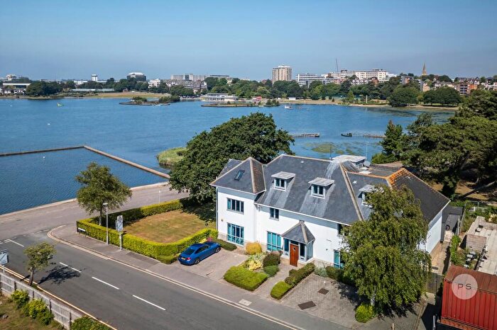 2 Bedroom Flat To Rent In Water's Edge, Twemlow Avenue, Poole Park, Poole, BH14