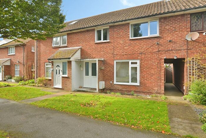 3 Bedroom Terraced House For Sale In Marsh Crescent, New Romney, Kent, TN28