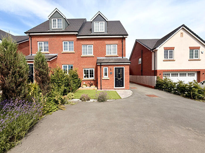 4 Bedroom Semi-Detached House For Sale In Shetland Court, Thornton, FY5