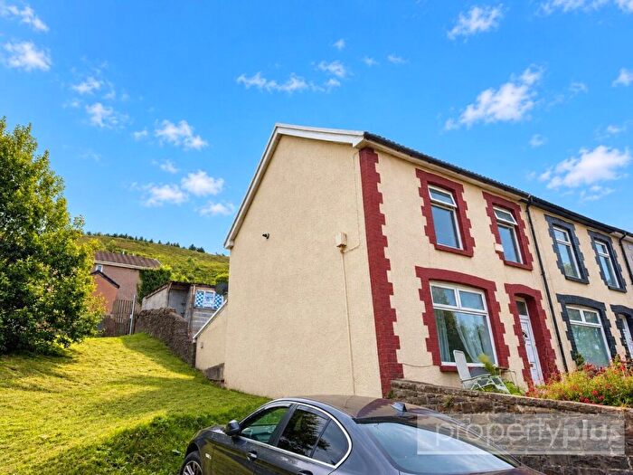 2 Bedroom End Of Terrace House For Sale In Ynyscynon Road, Tonypandy, Rhondda Cynon Taff, CF40