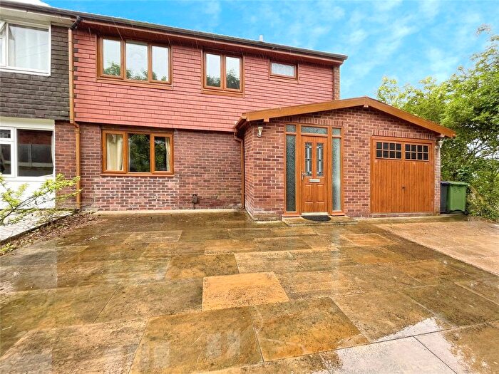4 Bedroom Semi-Detached House To Rent In The Incline, Ketley, Telford, Shropshire, TF1