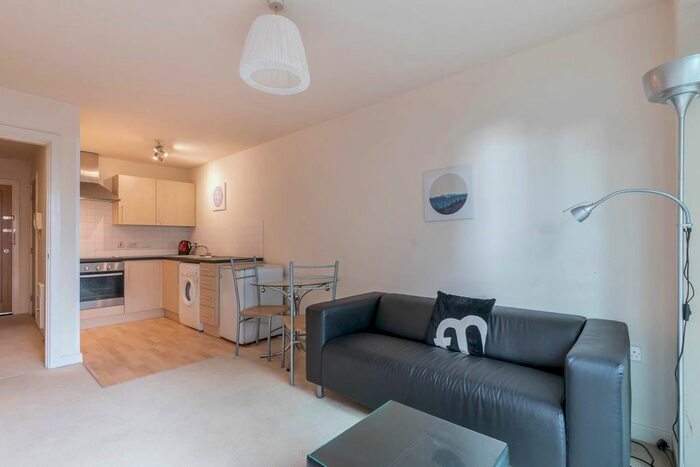 1 Bedroom Flat To Rent In West Two, Suffolk Street Queensway, B1