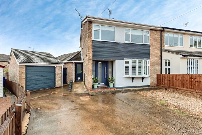 3 Bedroom Semi-Detached House For Sale In Highlands, Ryhall, Stamford, PE9