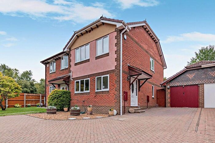 3 Bedroom Semi-Detached House For Sale In Lytchett Drive, Broadstone, BH18