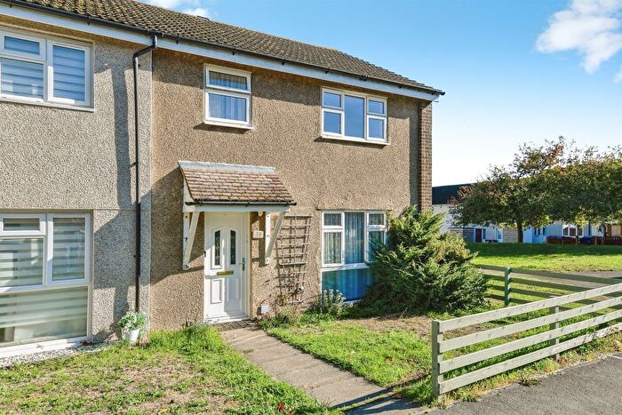 4 Bedroom End Of Terrace House For Sale In Chaucer Way, Hitchin, SG4