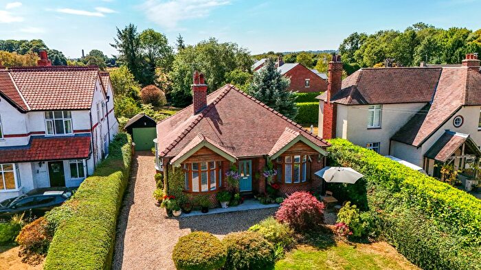 3 Bedroom Detached Bungalow For Sale In Whittington Road, Gobowen, Oswestry, SY11