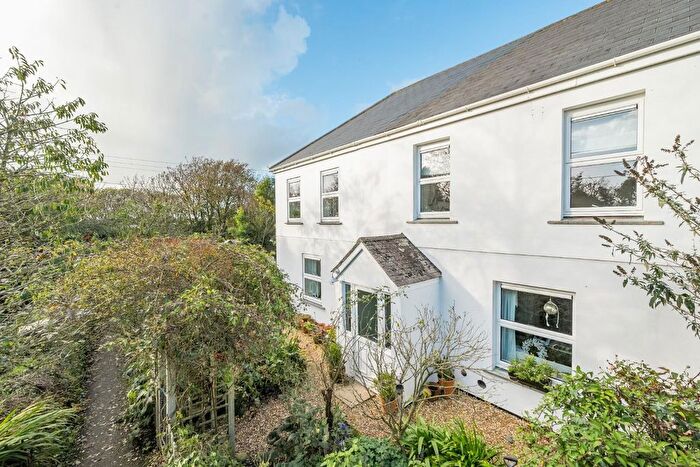 4 Bedroom Semi-Detached House For Sale In Lower Kenneggy, Rosudgeon, TR20