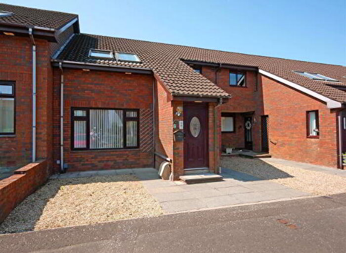 2 Bedroom Apartment / Flats For Sale In Drumkeen Court, Belfast, BT8