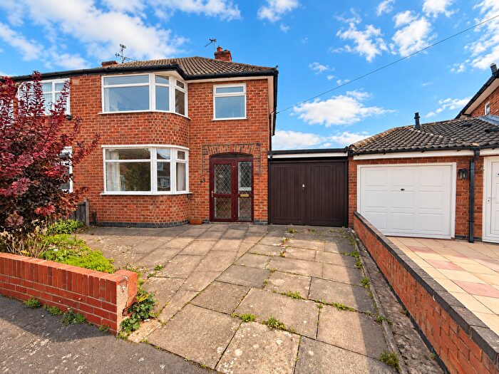 3 Bedroom Semi-Detached House To Rent In Repton Road, Wigston, LE18