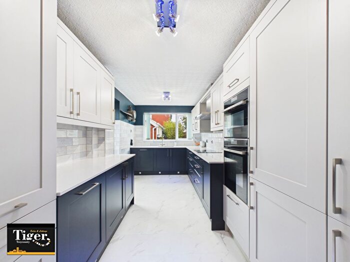 3 Bedroom Semi-Detached House For Sale In St. Lukes Road, Blackpool, FY4