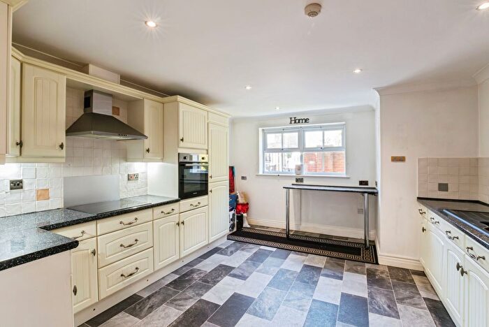 2 Bedroom Flat For Sale In Higher Green, Poulton-Le-Fylde, FY6