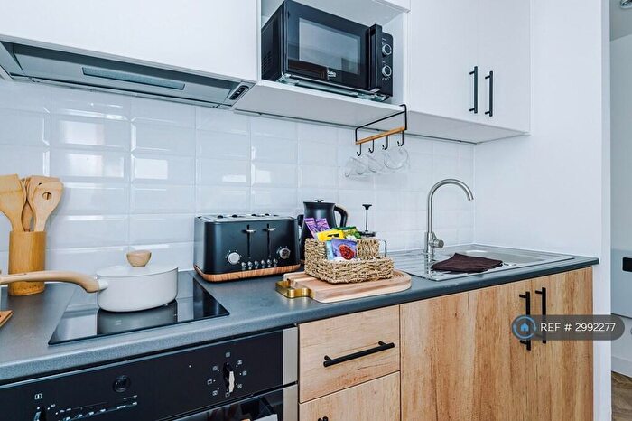 Studio To Rent In North Road, Preston, PR1