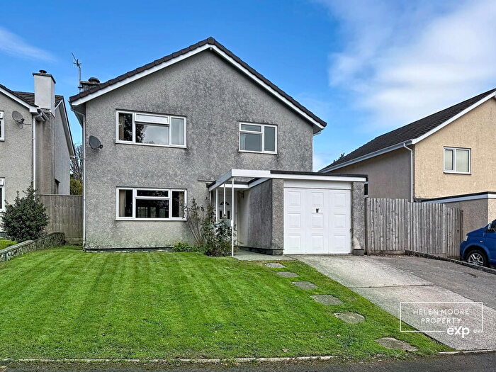 4 Bedroom Detached House For Sale In Rivers Close, Ivybridge, Devon, PL21