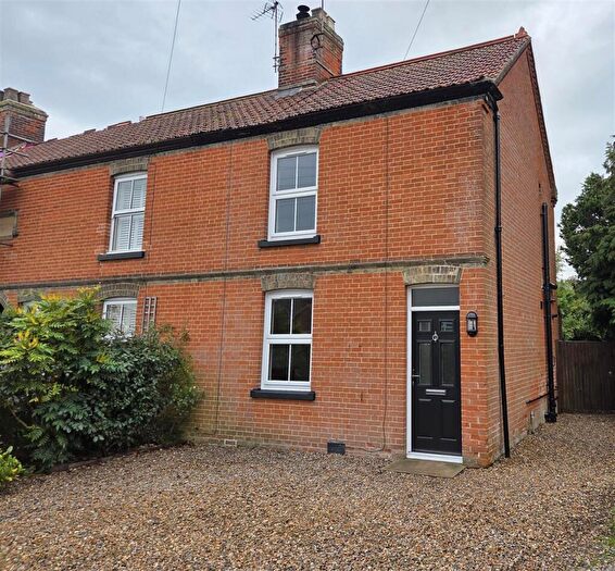 2 Bedroom End Of Terrace House To Rent In Yaxleys Lane, Aylsham, NR11