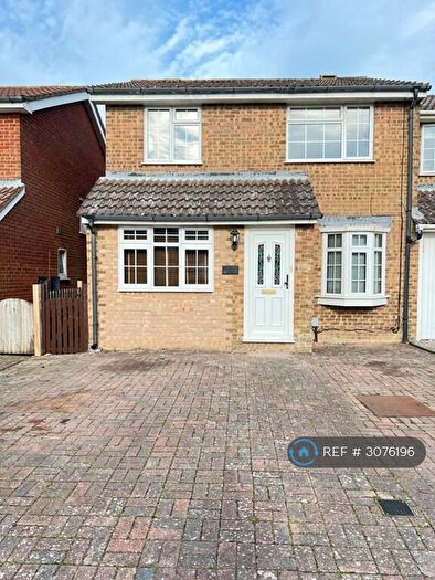 4 Bedroom Semi-Detached House To Rent In Cromwell Park Place, Folkestone, CT20