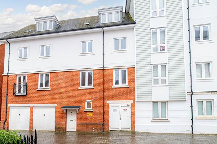 3 Bedroom Terraced House To Rent In Back Lane, Canterbury, Kent, CT1