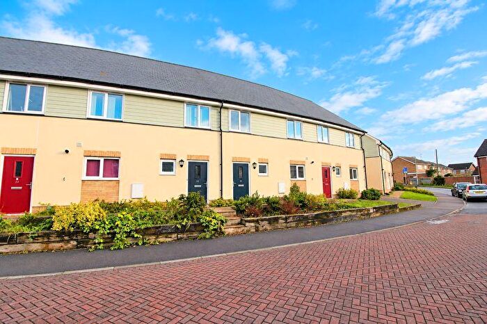 3 Bedroom Terraced House To Rent In Treeway, Chatteris, PE16