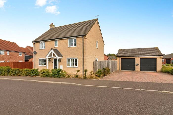 4 Bedroom Detached House For Sale In Blacksmiths Gardens, Thurlton, Norwich, Norfolk, NR14