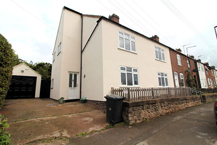 5 Bedroom End Of Terrace House To Rent In Burton Road, Swadlincote, DE12