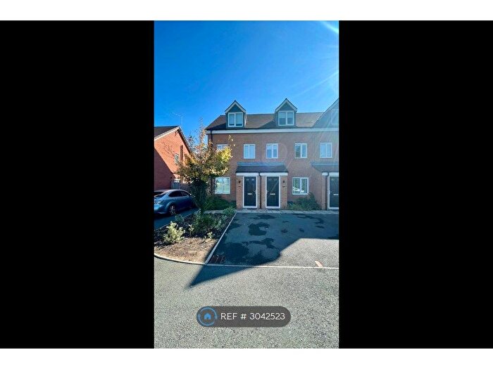 3 Bedroom Terraced House To Rent In Mirpur Close, Coventry, CV6