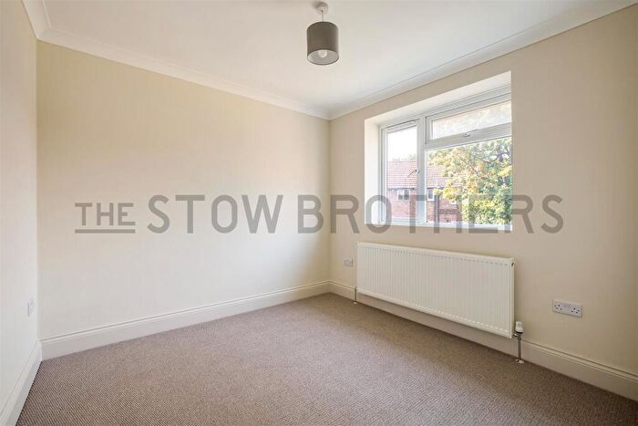 House To Rent In Shernhall Street, London, E17