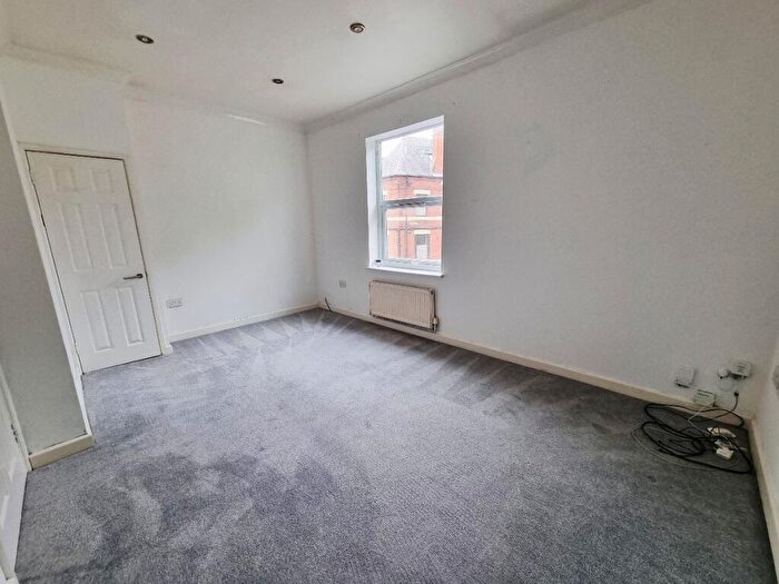 2 Bedroom Flat To Rent In Gladstone Street, Worksop, S80