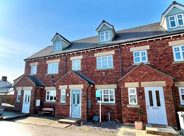 3 Bedroom Town House For Sale In Ivy Bank Close, Ingbirchworth, Penistone, Sheffield, S36