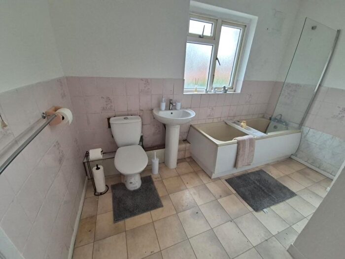 1 Bedroom Semi-Detached House To Rent In Cranmore Crescent, Bristol, BS10