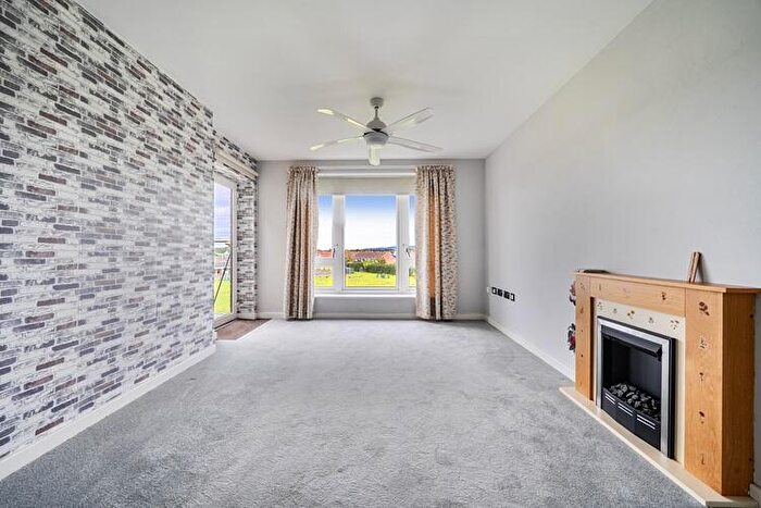 2 Bedroom Flat For Sale In Tamar Court, Worle, Weston-super-Mare, BS22