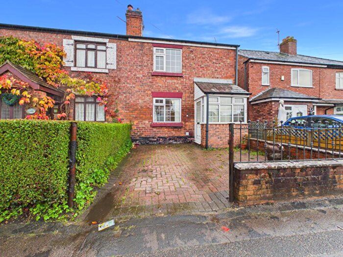 2 Bedroom House To Rent In Wigan Road, Westhead, L40