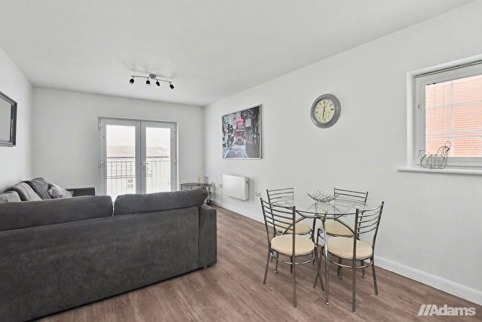 2 Bedroom Flat For Sale In Emperor Court, Warrington, WA4