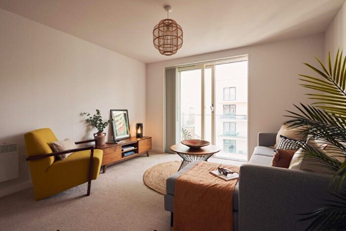 1 Bedroom Apartment To Rent In Bradshaw House, Dearmans Place, Salford, M3