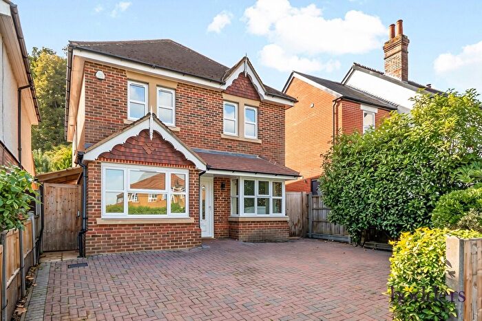 4 Bedroom Detached House For Sale In Brox Road, Ottershaw, Surrey, KT16