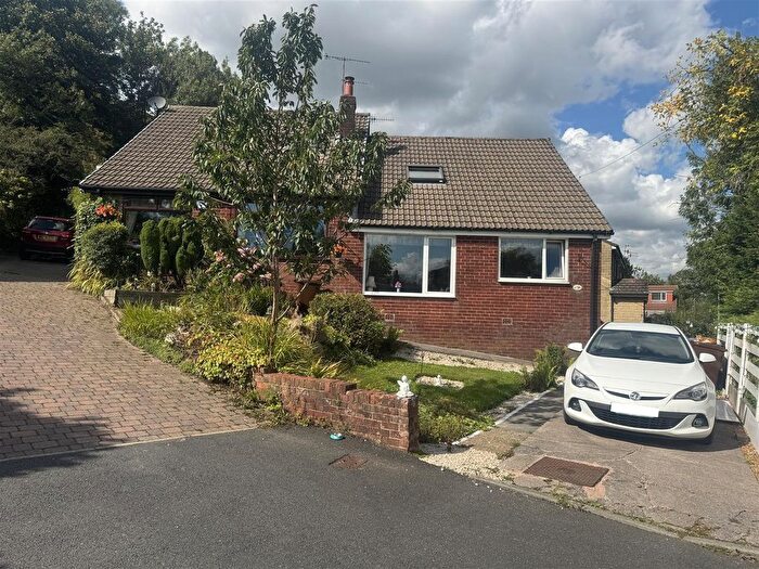 3 Bedroom Semi-Detached Bungalow For Sale In Waterton Avenue, Mossley, OL5