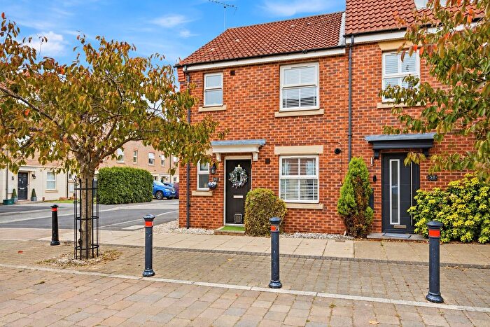 3 Bedroom End Of Terrace House For Sale In Scotsman Drive, Scawthorpe, Doncaster, DN5