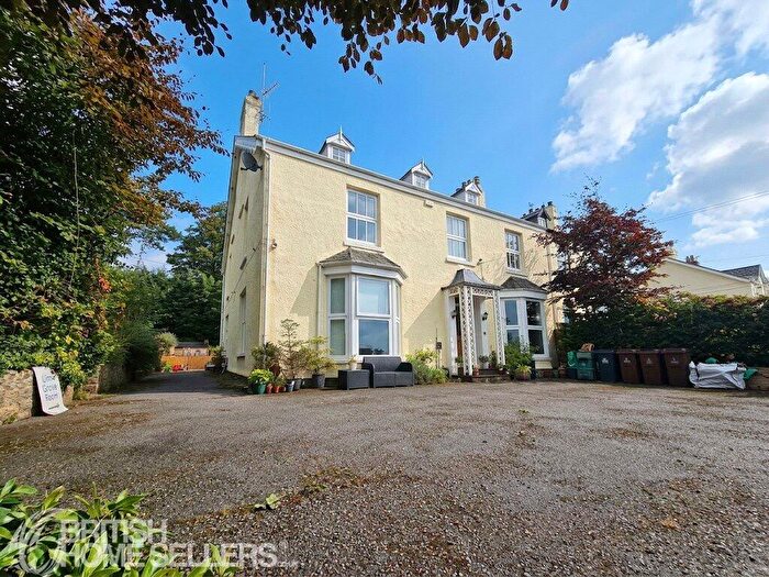 7 Bedroom Semi-Detached House For Sale In Clip Terfyn, Llanddulas, Abergele, Conwy, LL22