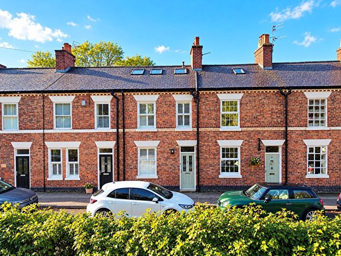 3 Bedroom Town House To Rent In Brook Lane, Alderley Edge, SK9