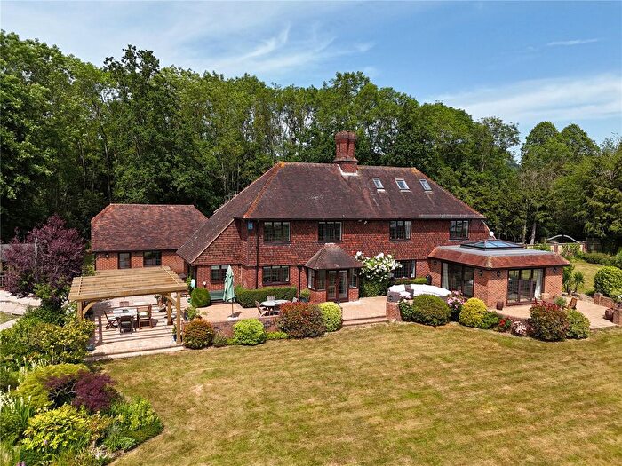 5 Bedroom Detached House For Sale In East Street, Hunton, Kent, ME15