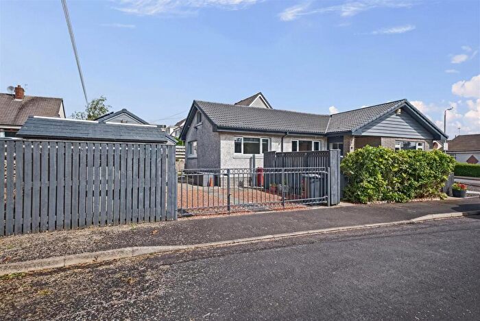 4 Bedroom Detached Bungalow To Rent In Secaurin Avenue, Stonehouse, South Lanarkshire, ML9
