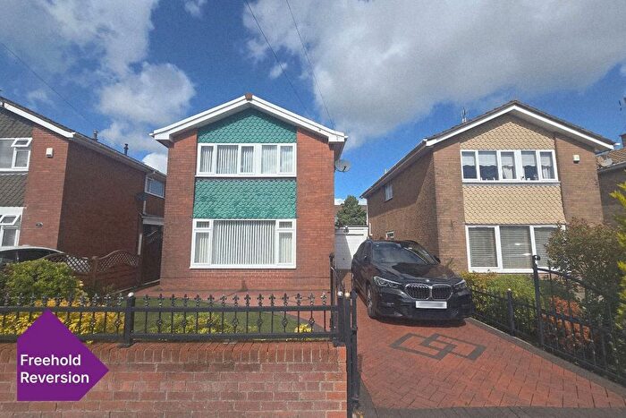 Detached House For Sale In Cherry Tree Road, The Bryn, Pontllanfraith, Blackwood, NP12