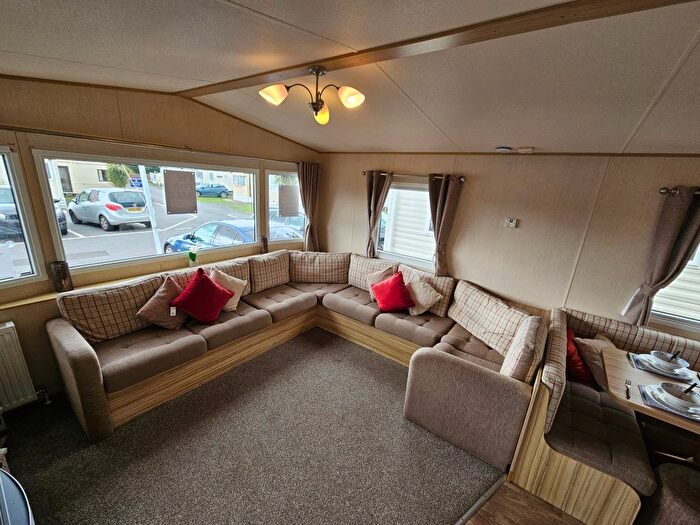 3 Bedroom Mobile/park Home For Sale In Week Lane, Dawlish Warren, Dawlish, EX7