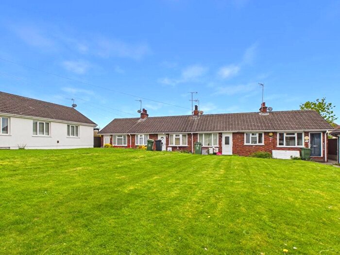1 Bedroom Bungalow For Sale In Christchurch Road, Worcester, Worcestershire, WR4