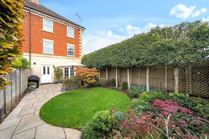 4 Bedroom Semi-Detached House For Sale In Maurice Way, Marlborough, SN8
