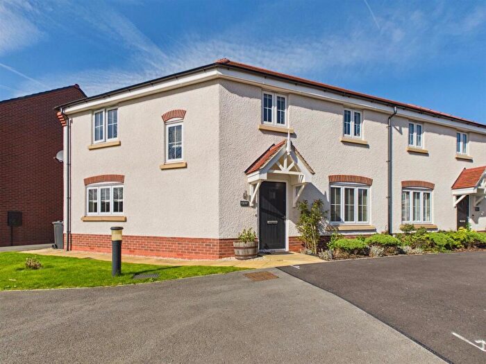 3 Bedroom Semi-Detached House For Sale In Chicory Close, Mickleover, Derby, DE3