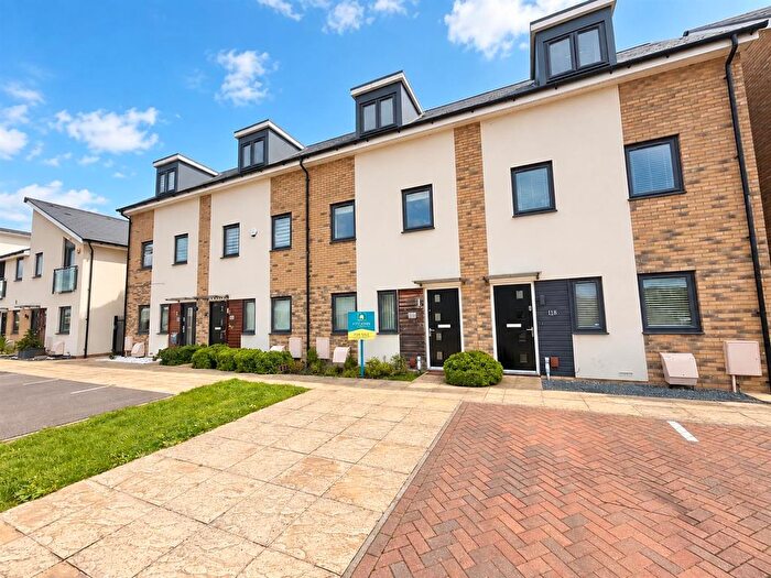 4 Bedroom Town House For Sale In Hartley Avenue, Peterborough, PE1