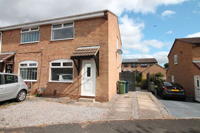 2 Bedroom Semi-Detached House For Sale In Greenhead Close, Oxclose, Washington, NE38