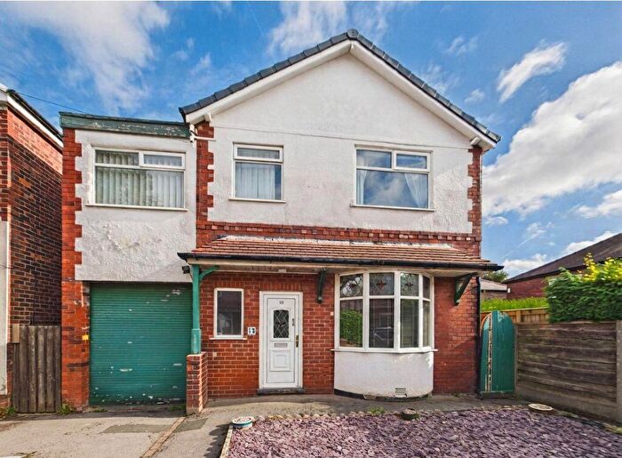 4 Bedroom Detached House For Sale In Stott Road, Swinton, Manchester, M27