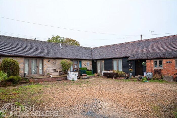2 Bedroom Detached House For Sale In Pillerton Hersey, Warwick, Warwickshire, CV35