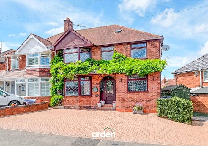 4 Bedroom Semi-Detached House For Sale In Loynells Road, Rednal, B45