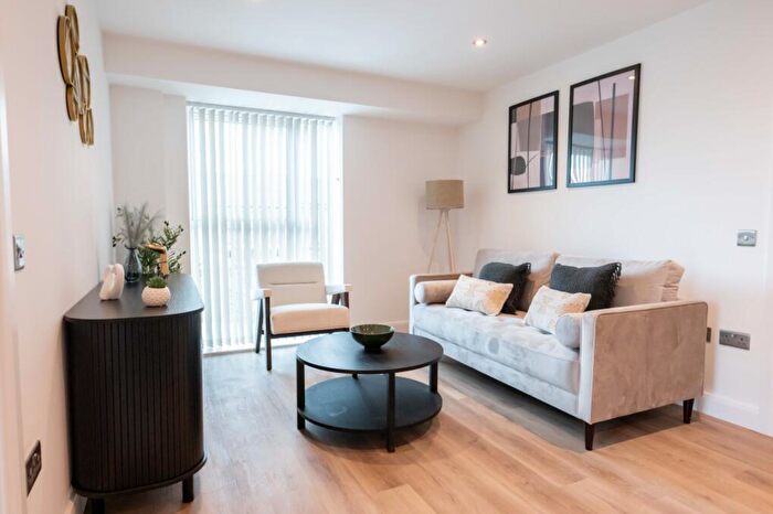 1 Bedroom Flat To Rent In Richmond Hill Approach, Leeds, LS9